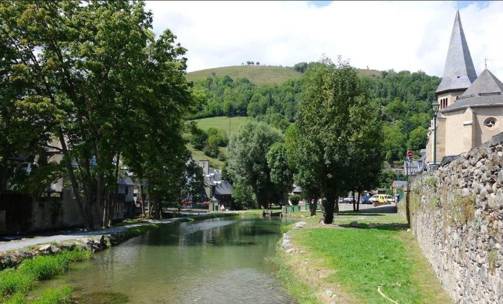 Agreable Maison Au Centre D'Arreau Pour 8 Pers Exteriör bild