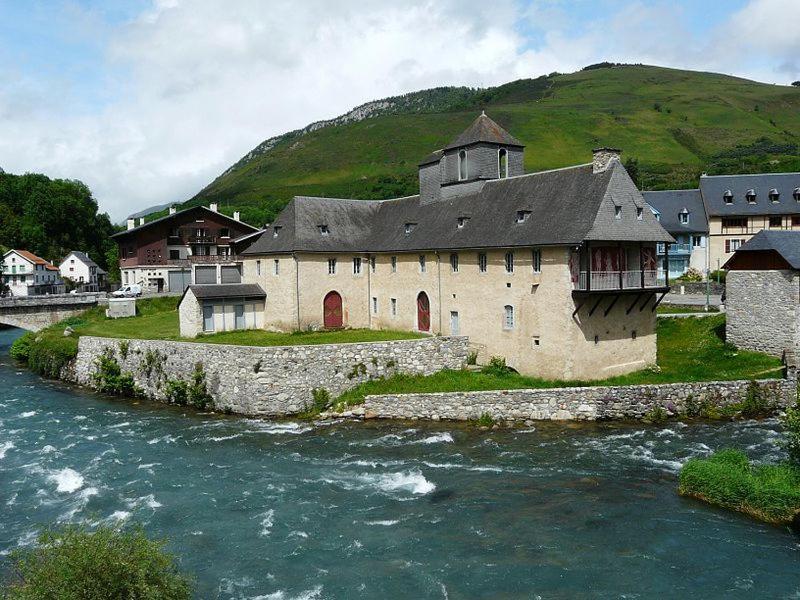 Agreable Maison Au Centre D'Arreau Pour 8 Pers Exteriör bild